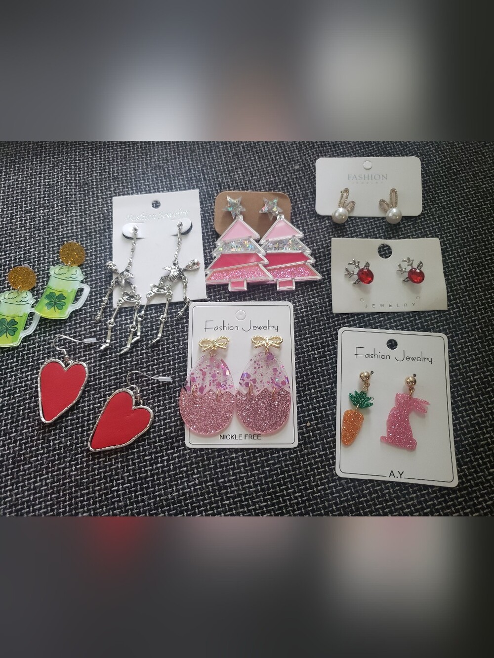 NWOT Holiday Earring Assortment 8pk